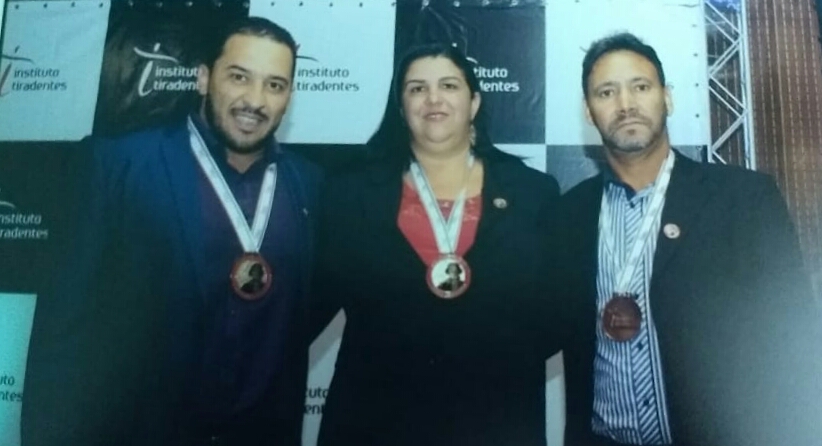 Vereadores de Santana do Riacho Recebem a Medalha Tiradentes. 